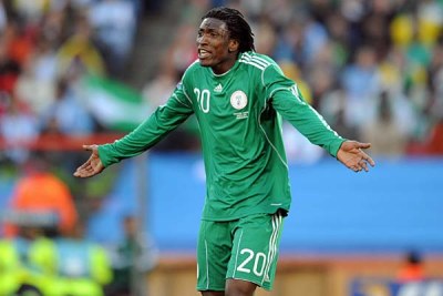 Dickson Etuhu expresses frustration during the Super Eagles opening World Cup match against Argentina.