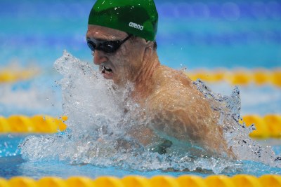 South Africa's Cameron van der Burgh wins Gold in the Men's 100 metre breaststroke.
