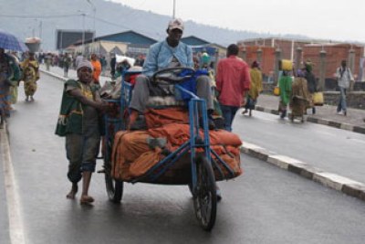 Traders at the Rwanda and Democratic Republic of Congo border have continued to do business despite growing tensions between the two countries.