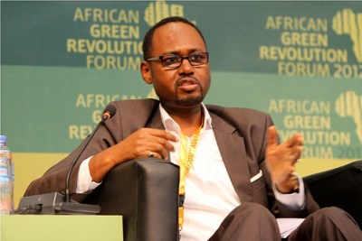 Amadou Mahtar Ba, Président d'AllAfrica Global Media au Forum sur la révolution verte en Afrique (AGRF) qui s'est tenu à Arusha du 26 au 28 septembre 2012.