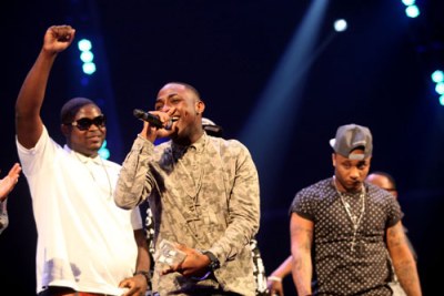 Davido thrilled after scooping up Most Gifted Newcomer Award