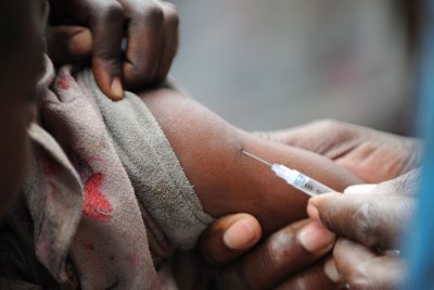 Measles vaccination (file photo)