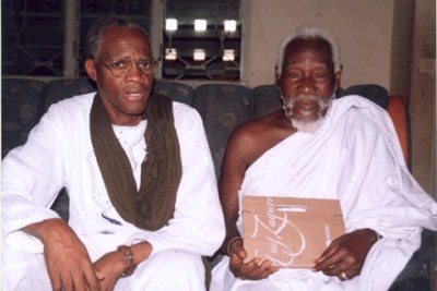 Le doyen Bruly Bouabré (à droite) en compagnie de son curateur Yaya Savané