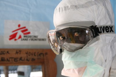 Très présente dans la lutte contre Ebola, Médecin Sans Frontière dénonce l'inaction de la communauté internationale dans la croisade contre le virus qui fait des ravages actuellement en Afrique de l'Ouest