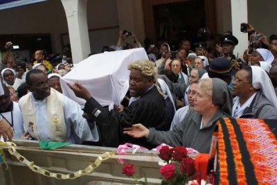 The remains of Sister Irene Stefani Nyaatha are put in a vehicle at Mathari Chapel in Nyeri.