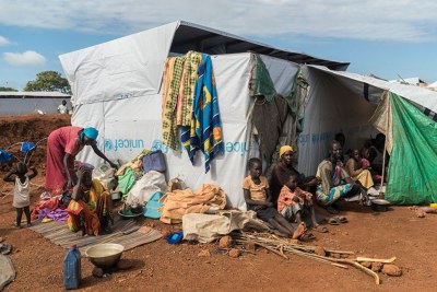 Des familles déplacées par les combats ont trouvé refuge au site de protection des civils à Wau, au Soudan du Sud.