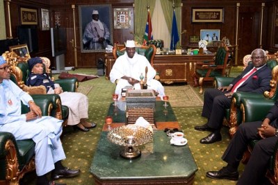 President Yahya Jammeh and ECOWAS leaders (file photo).
