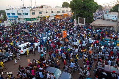 Mouvement de foule en Gambie