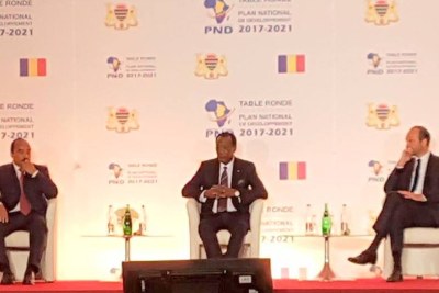 Les Présidents Idriss Deby (Tchad), Abdelaziz (Mauritanie), et le Premier Ministre Edouard Philippe (France) au Forum de Paris sur le Plan National de Développement du Tchad.