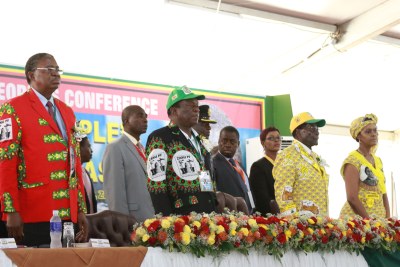 From left: Vice President Phelekezela Mphoko, former vice president Emmerson Mnangagwa, President Robert Mugabe and First Lady Grace Mugabe (file photo).
