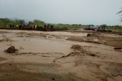 A section of the Mai Mahiu-Narok road that has been blocked by by soil and debris on April 22, 2018.