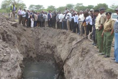 A team led by Petroleum and Mining CS John Munyes during a visit to the Kiboko oil spill site in Makueni County on June 3.