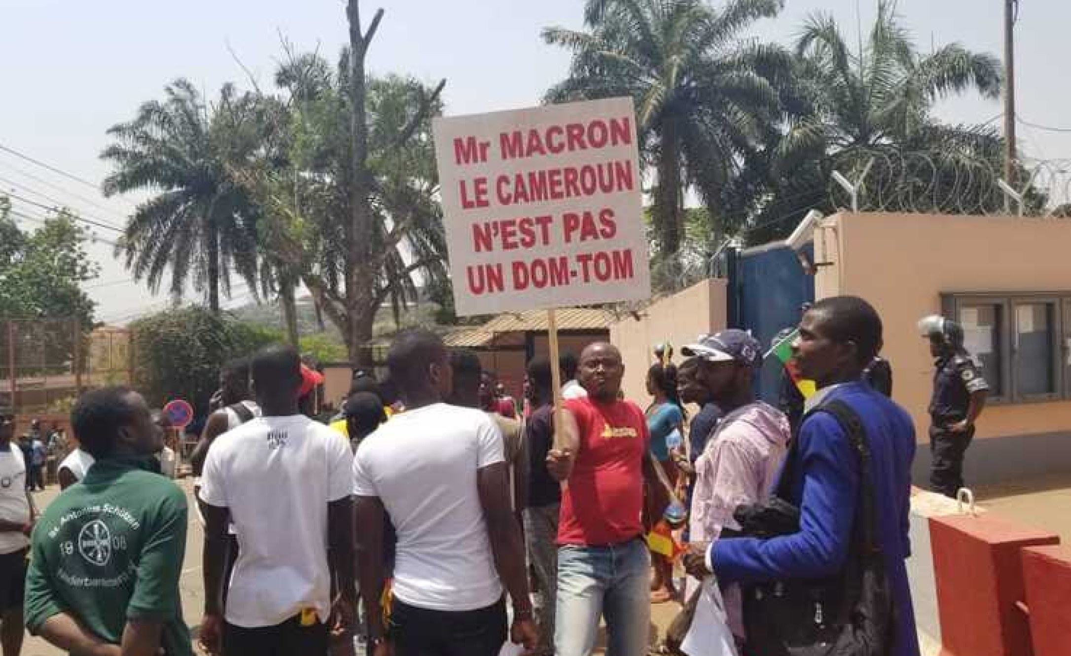 Cameroon Protests French President's Criticism of Anglophone Rights ...