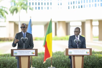 Rwandan President Paul Kagame, left, in a press conference with Benin president Patrice Talon.