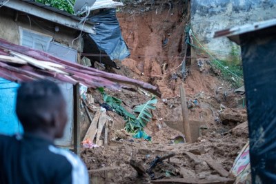 Dans le quartier de Millionnaire Extension de Yopougon, à l’ouest d'Abidjan, où une famille de cinq personnes est morte dans un glissement de terrain, le week-end du 10-11 juin 2023.