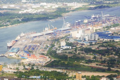 Une vue aérienne du port de Dar es Salaam (archive)